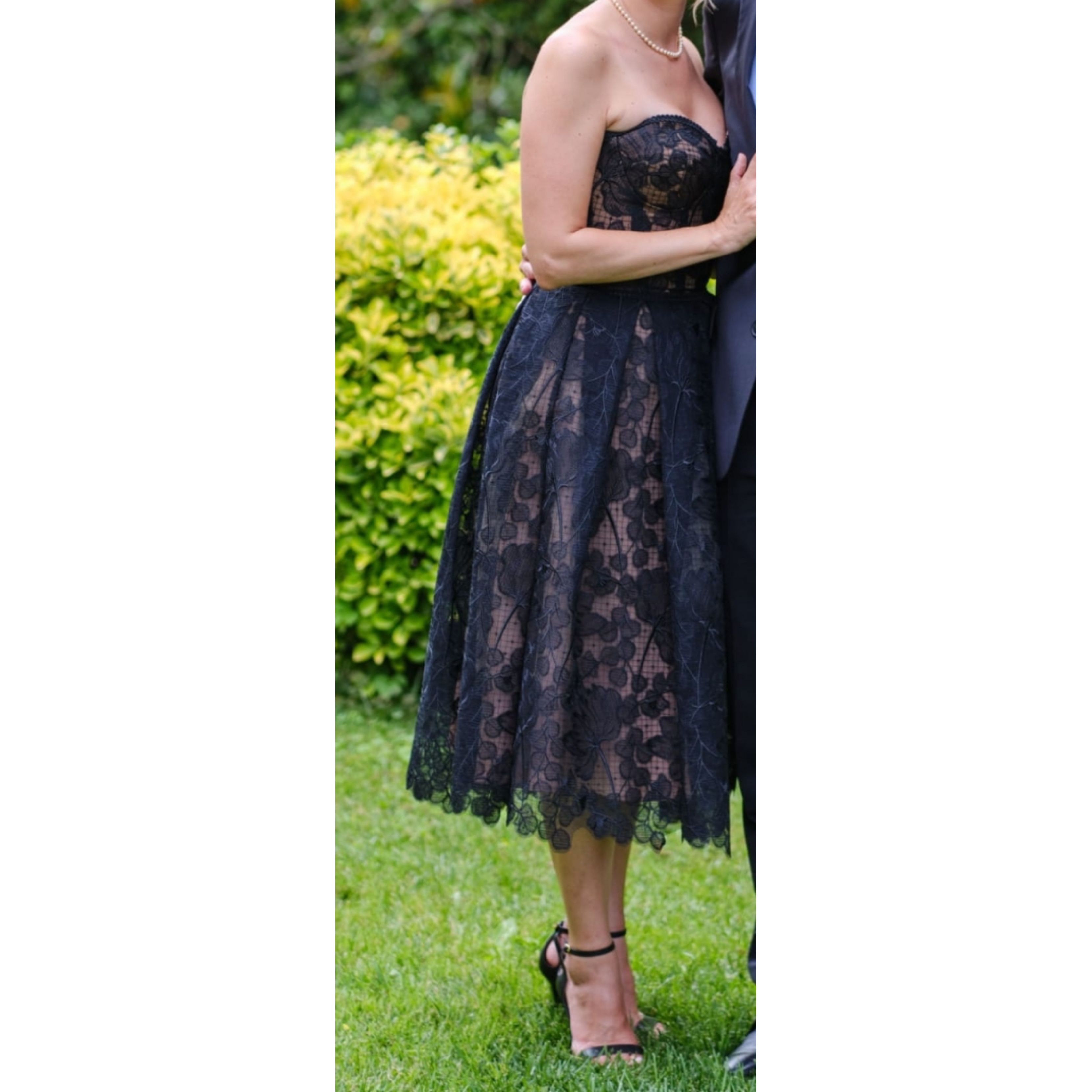 Vestido Nadine Merabi — foto 1 de 4