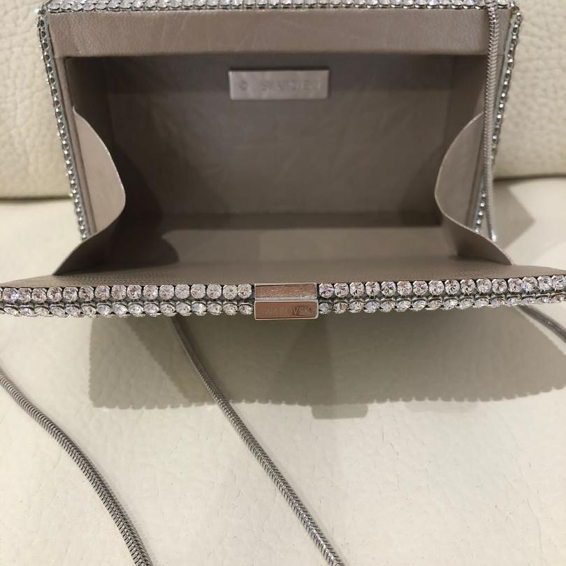 Bolso Swarovski. — foto 3 de 6