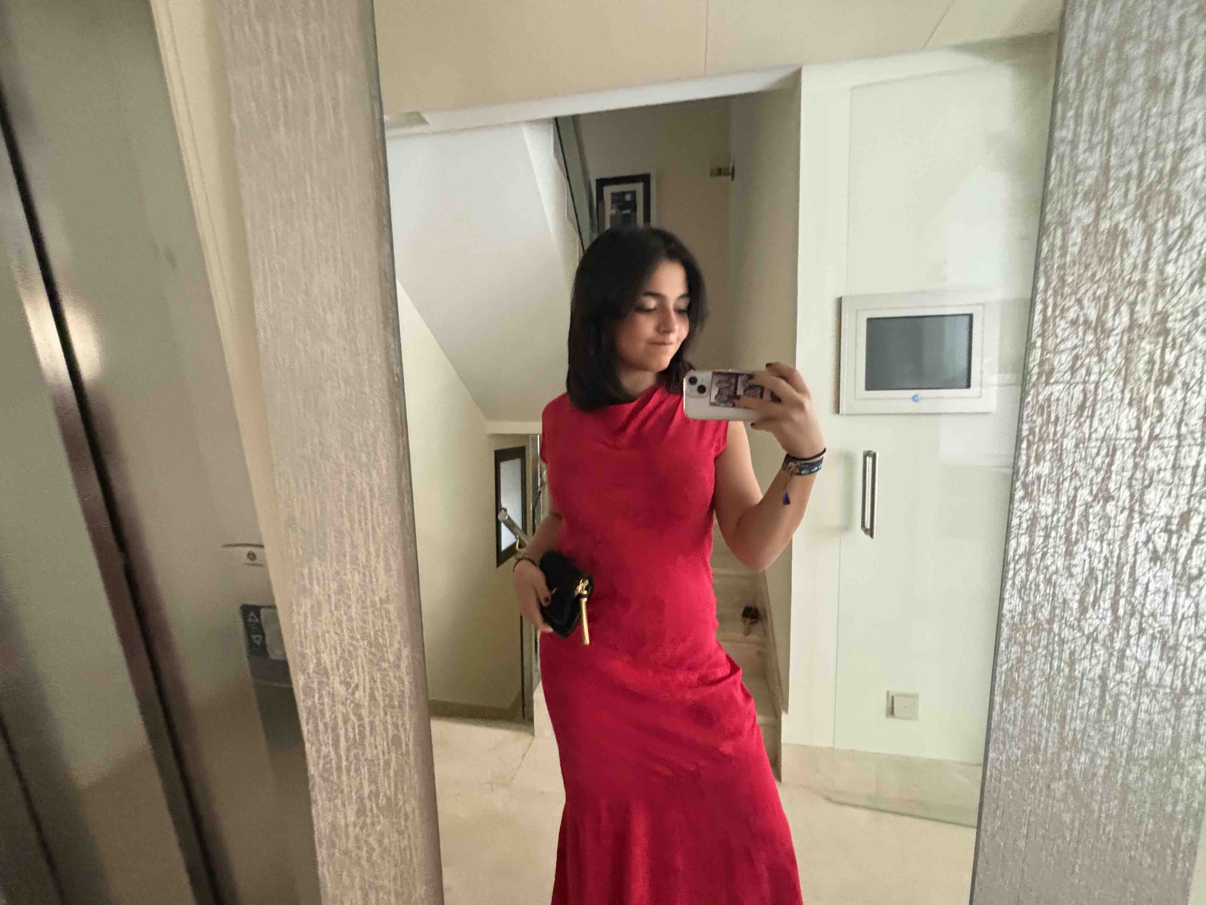 Vestido rojo THE ARE — foto 1 de 5