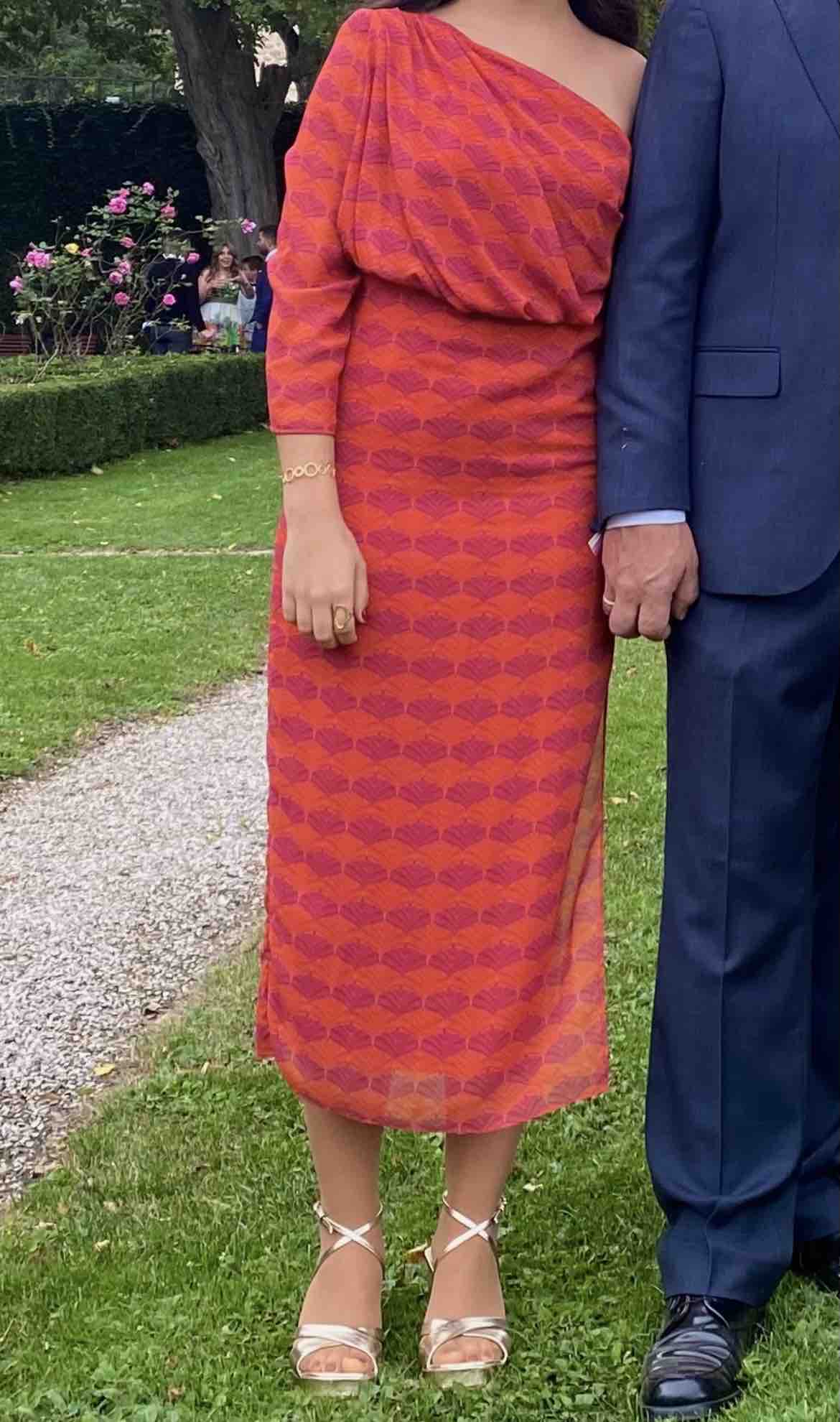 Vestido asimétrico Ladypipa Lady Pipa — foto 2 de 2